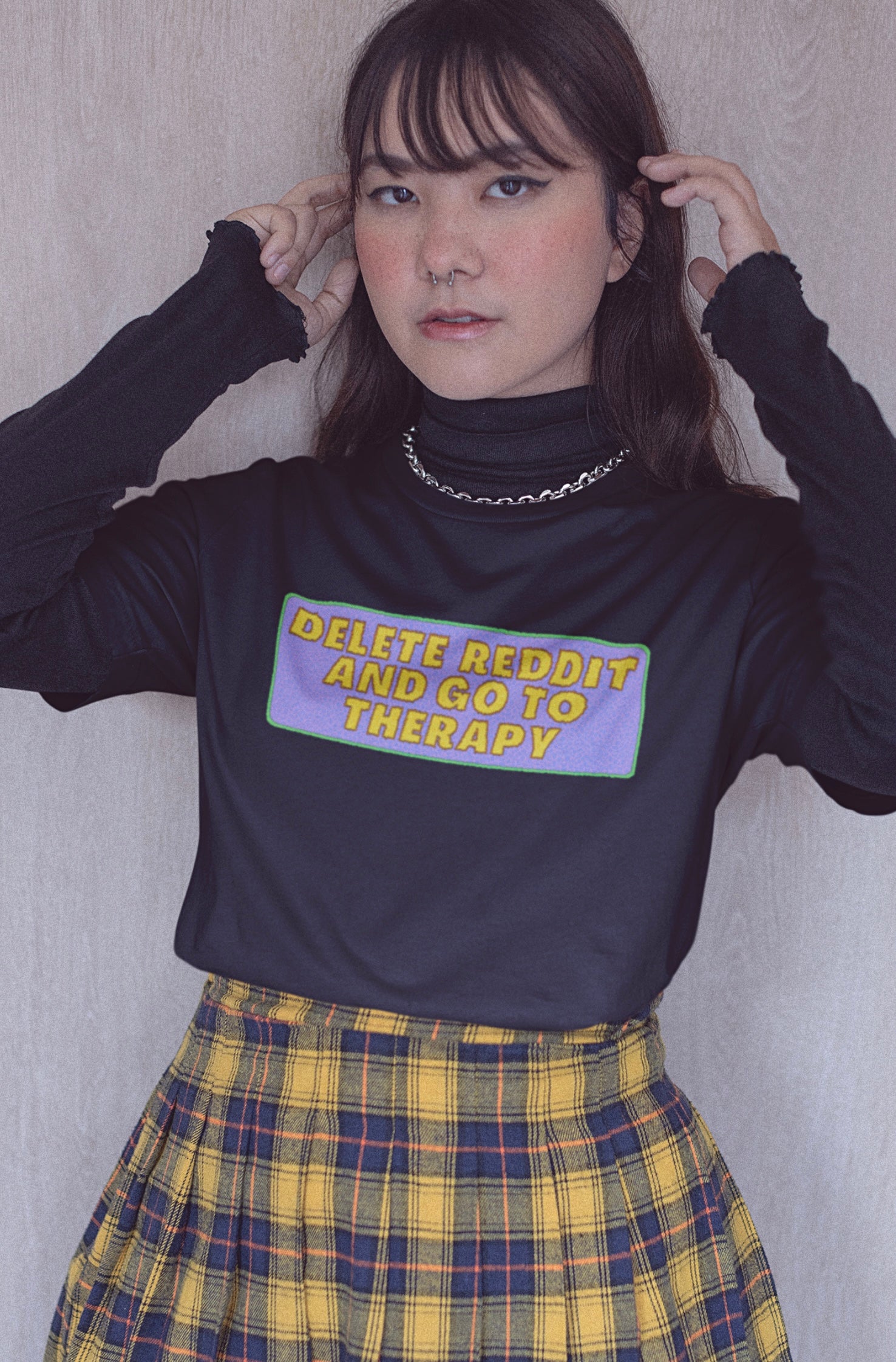 Delete Reddit And Go To Therapy Unisex Feminist T-Shirt - Shop Women’s Rights T-shirts - Oversized Black Women’s T-shirt